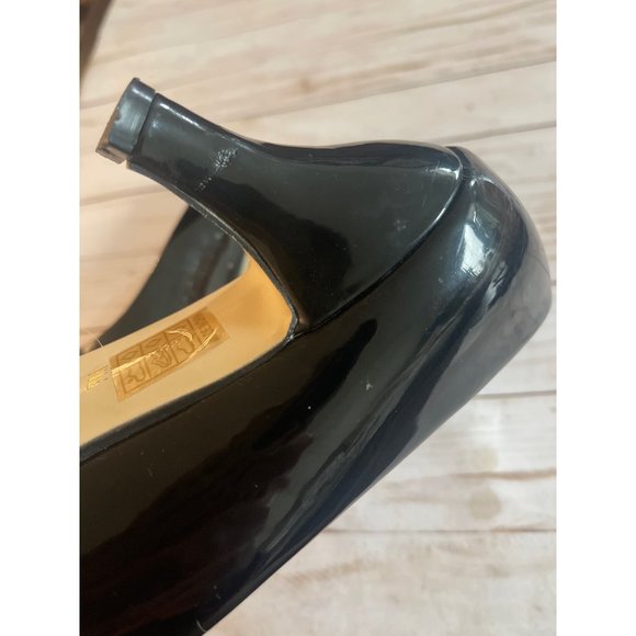 Pierre Dumas Patent Leather Embellished Pump - Picture 14 of 14